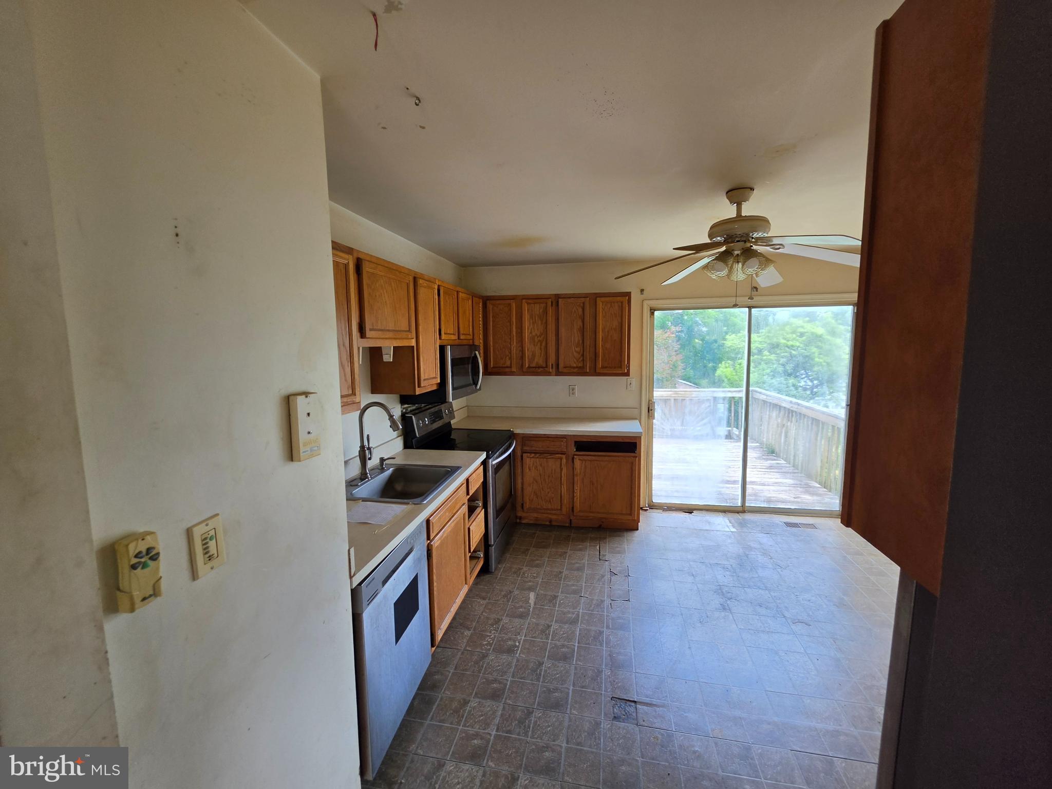 ROLAND TERRACE - Residential