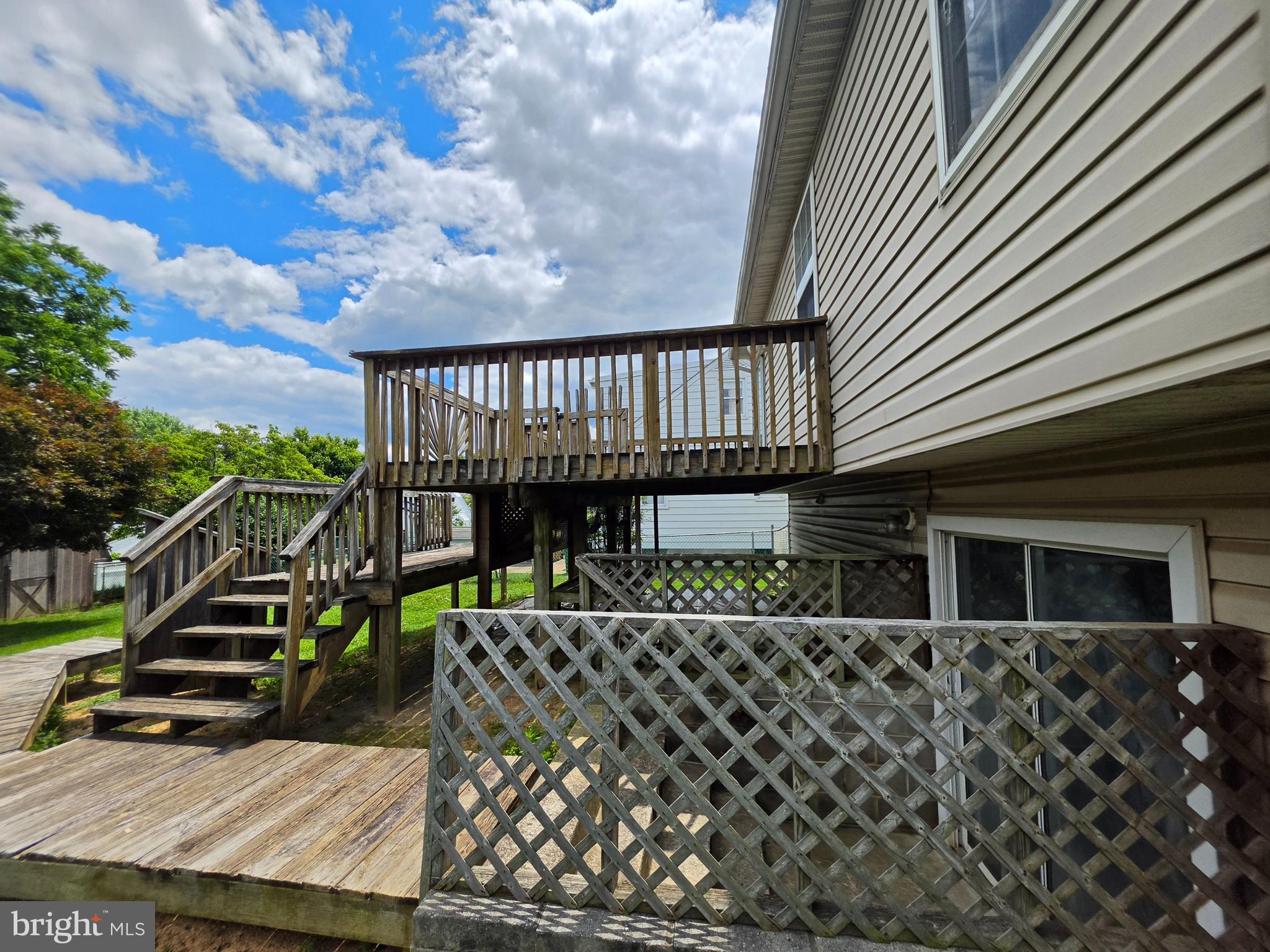 ROLAND TERRACE - Residential