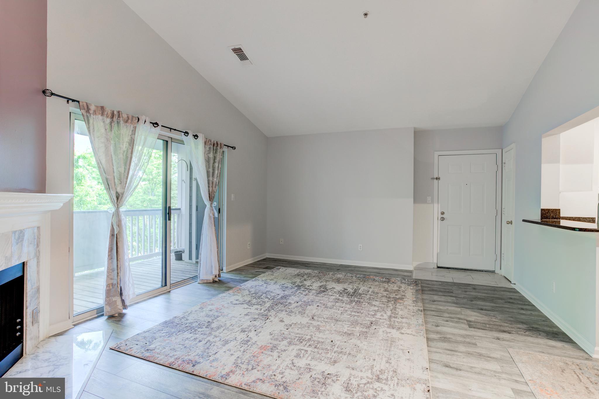SOUTH GLEN - Residential