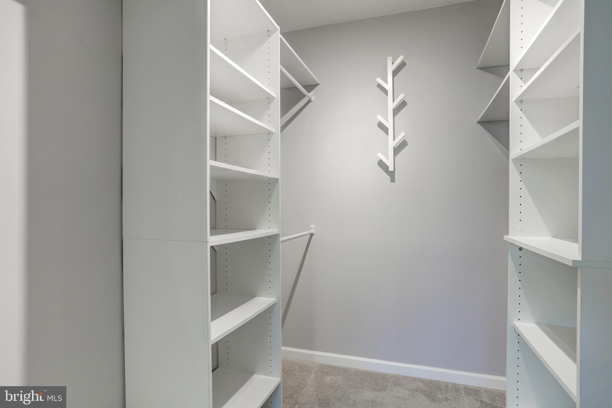 SOUTH GLEN - Residential