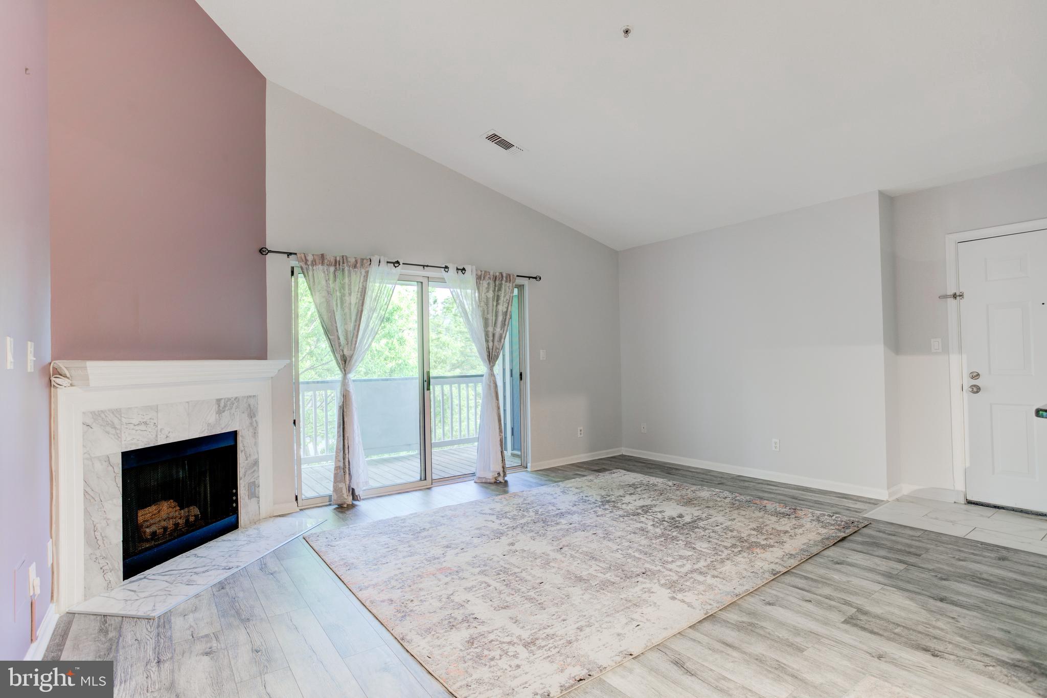 SOUTH GLEN - Residential