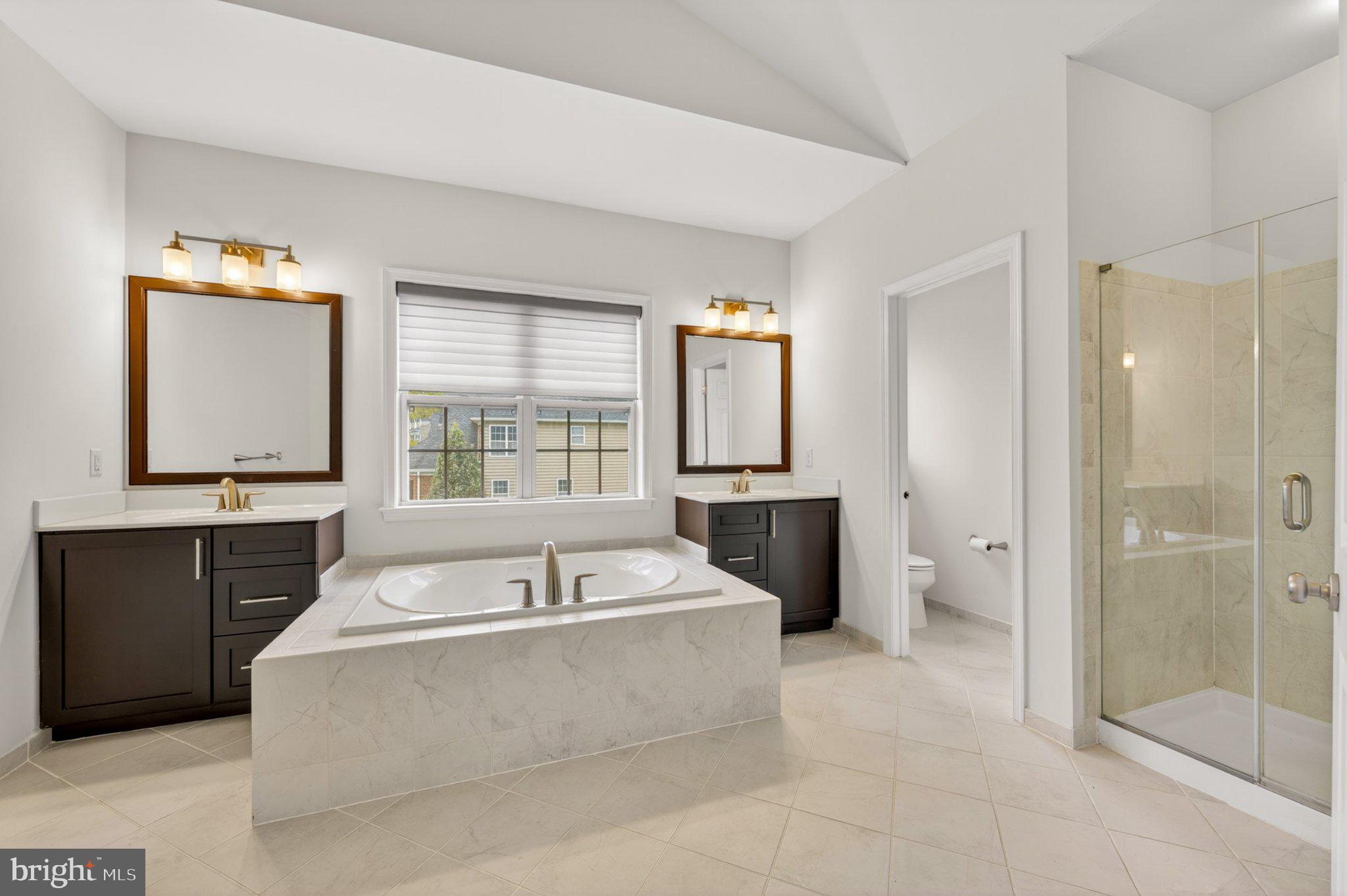 WEYHILL ESTATES - Residential