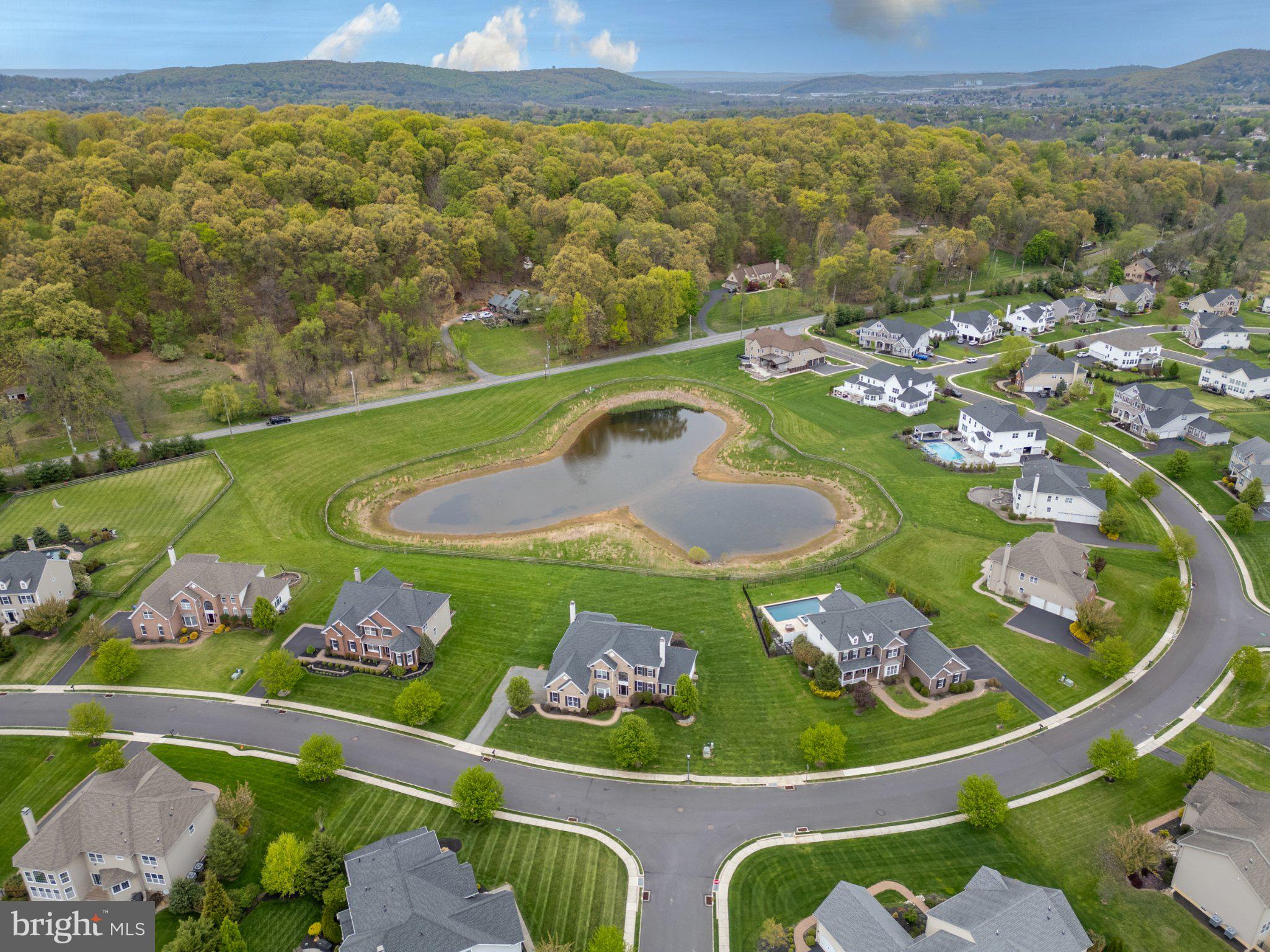WEYHILL ESTATES - Residential
