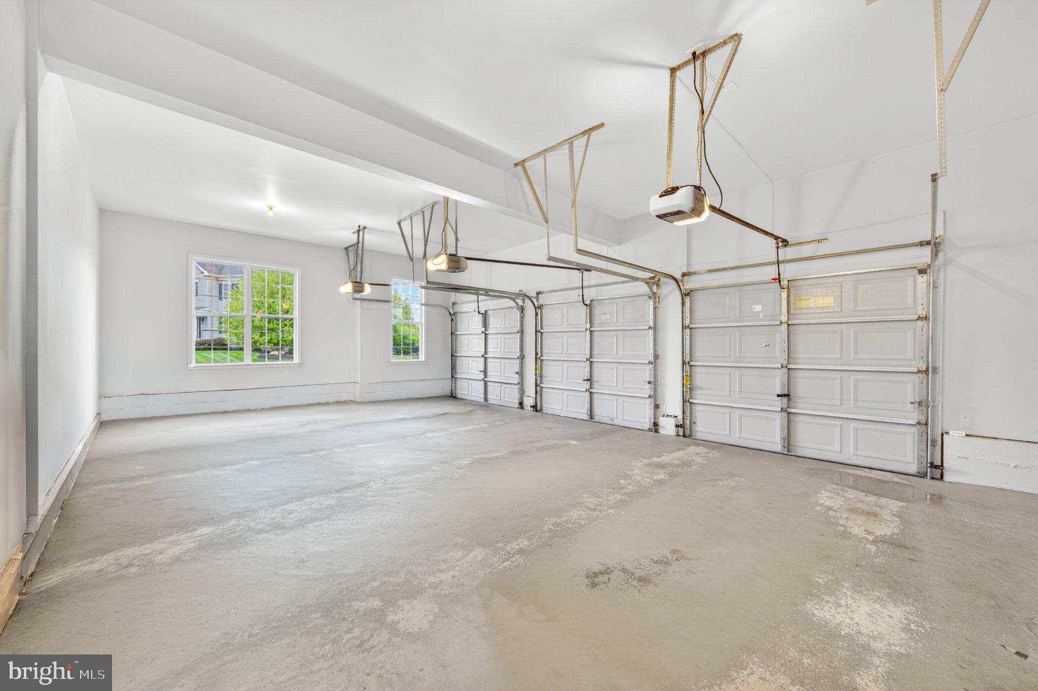 WEYHILL ESTATES - Residential