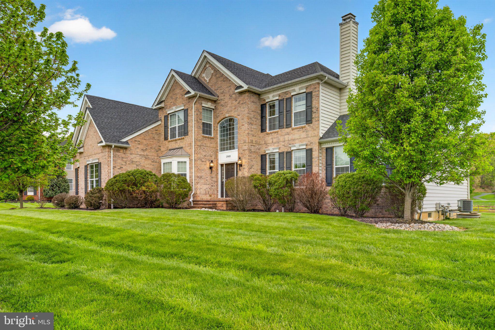 WEYHILL ESTATES - Residential