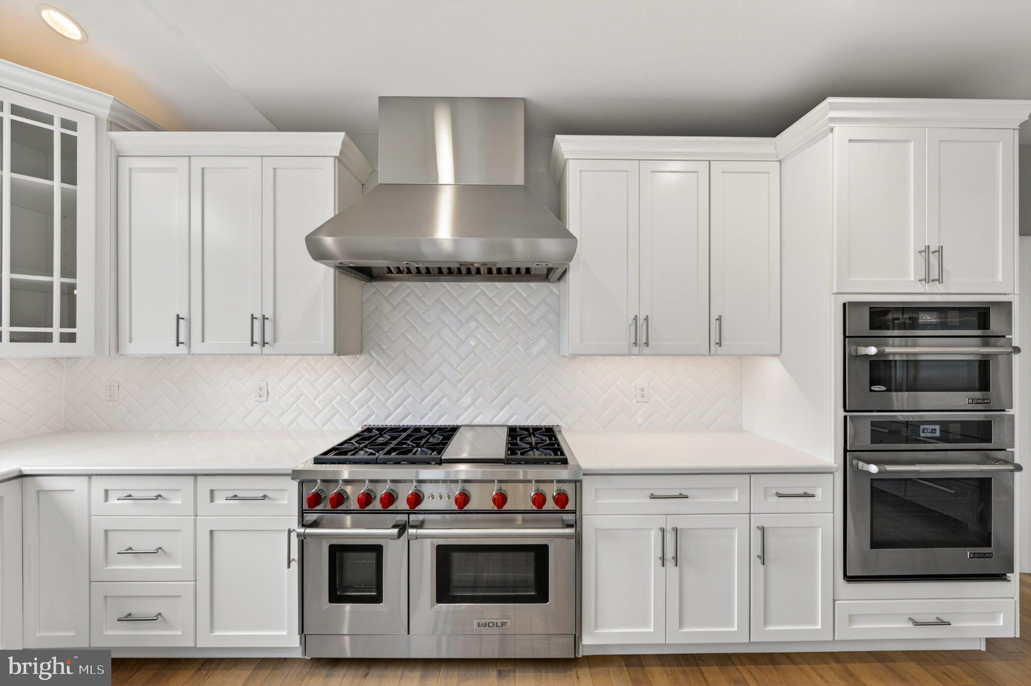 WEYHILL ESTATES - Residential