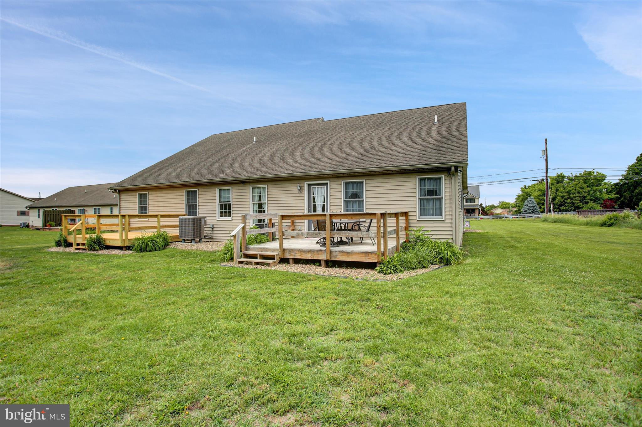 SHADOW CREEK MEADOWS - Residential