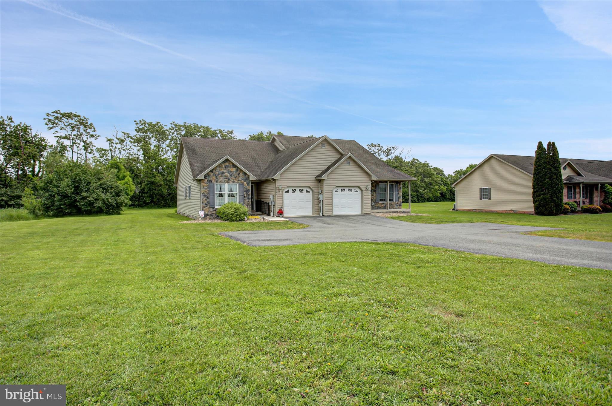 SHADOW CREEK MEADOWS - Residential