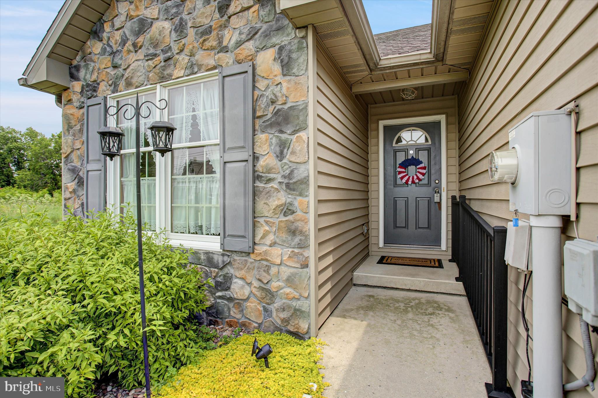 SHADOW CREEK MEADOWS - Residential