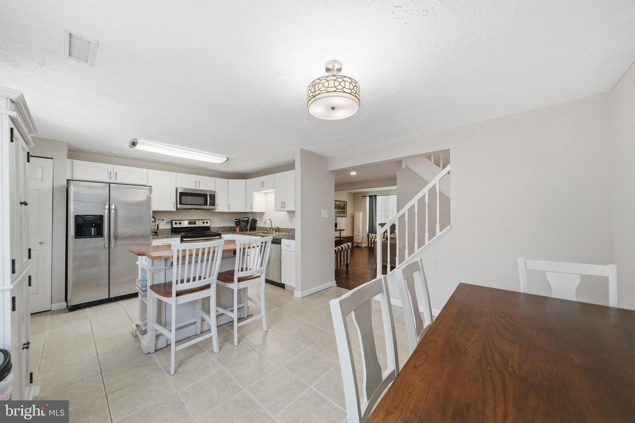 GUNNERS LAKE VILLAGE - Residential