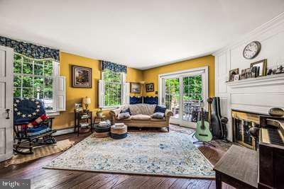 GLENMOORE WOODS - Residential