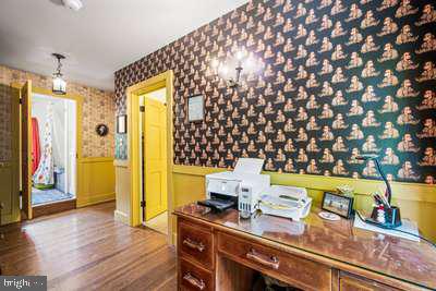 GLENMOORE WOODS - Residential