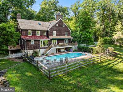 GLENMOORE WOODS - Residential