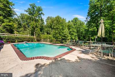 GLENMOORE WOODS - Residential