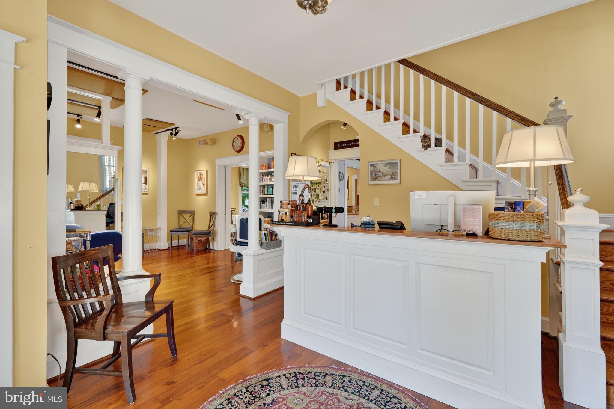DEL RAY - Commercial Sale