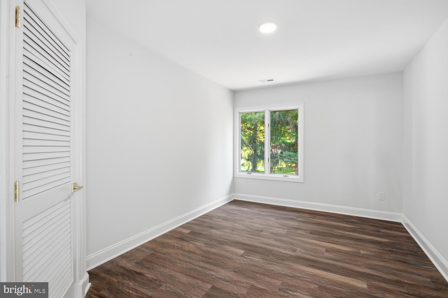 GEORGETOWN MANOR ESTATES - Residential