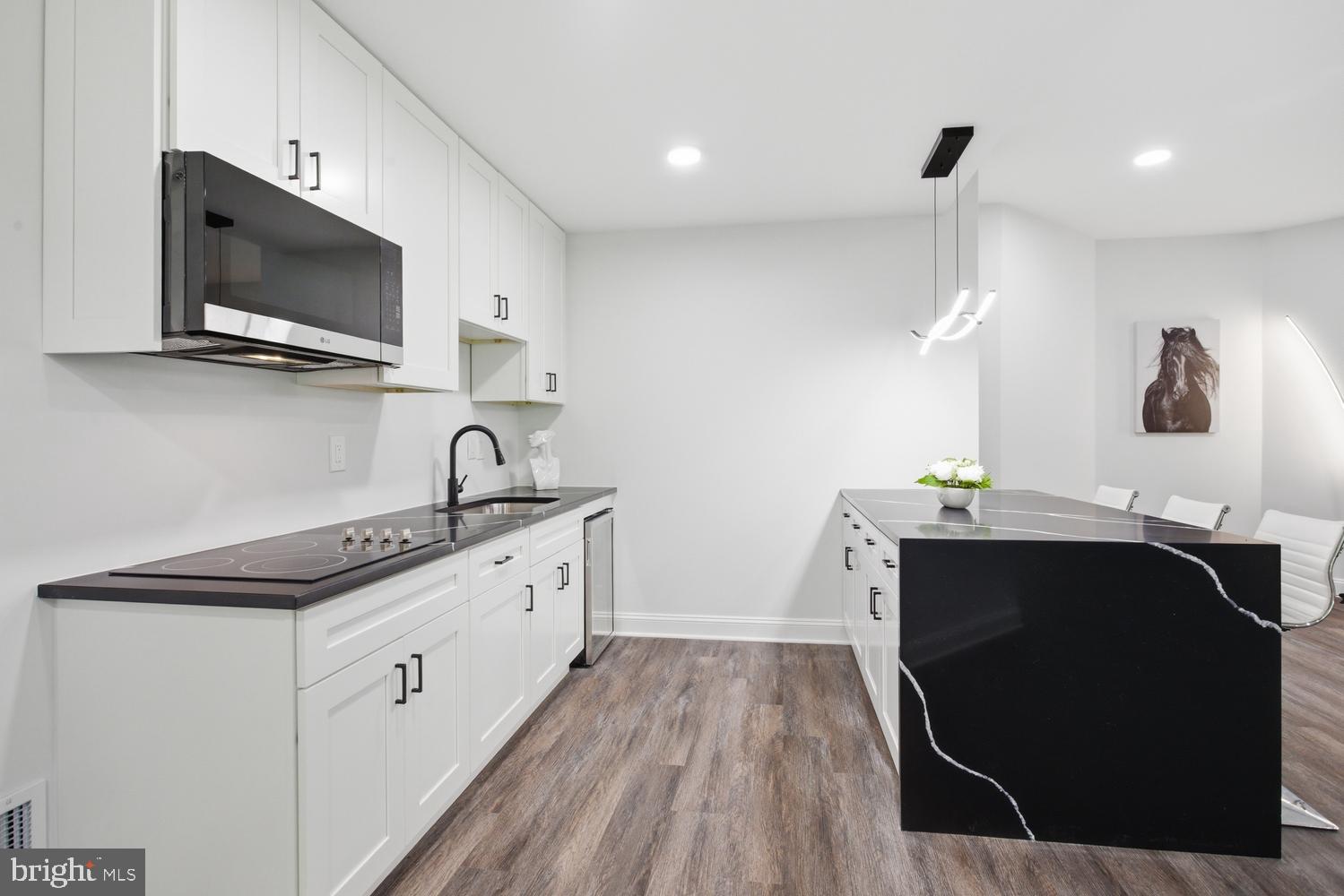 GEORGETOWN MANOR ESTATES - Residential