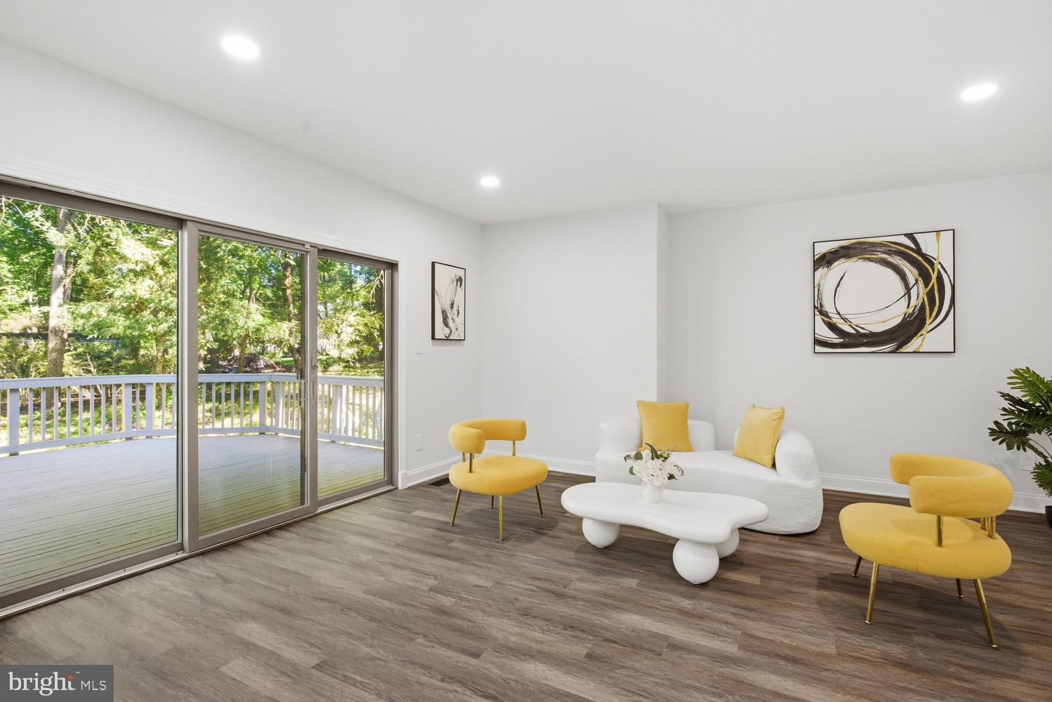 GEORGETOWN MANOR ESTATES - Residential