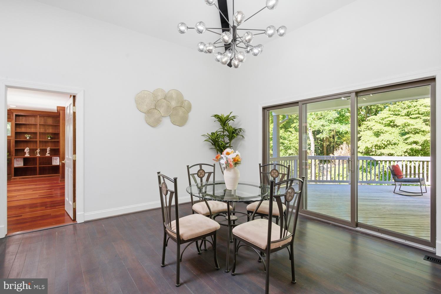 GEORGETOWN MANOR ESTATES - Residential