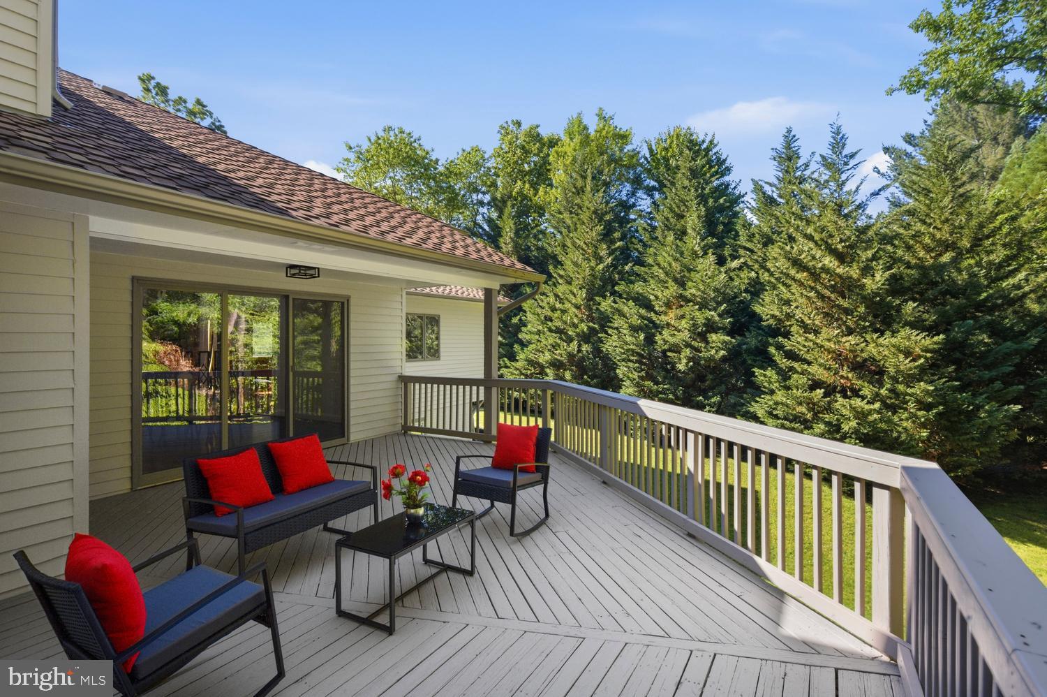 GEORGETOWN MANOR ESTATES - Residential