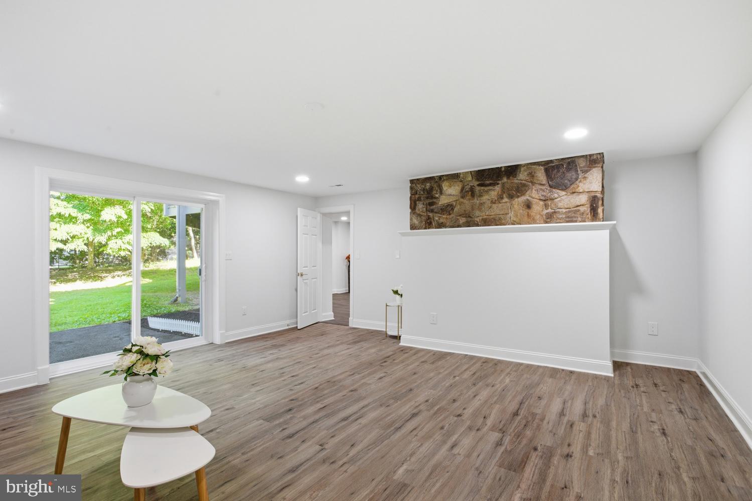 GEORGETOWN MANOR ESTATES - Residential