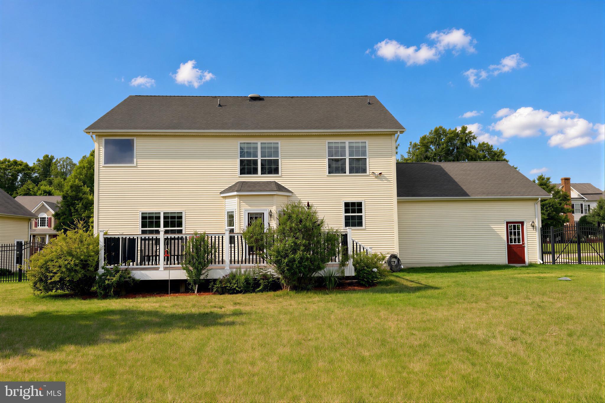 LEONARDS GRANT - Residential