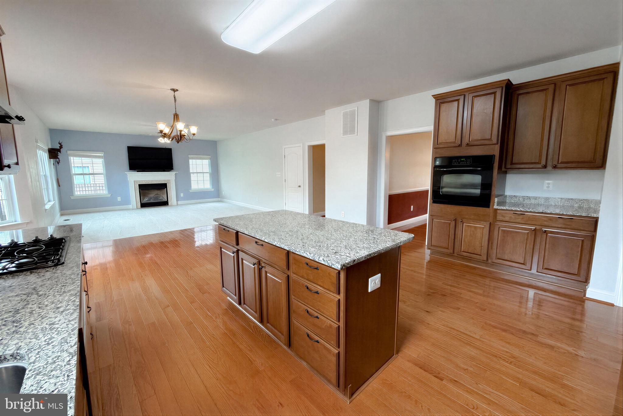 LEONARDS GRANT - Residential