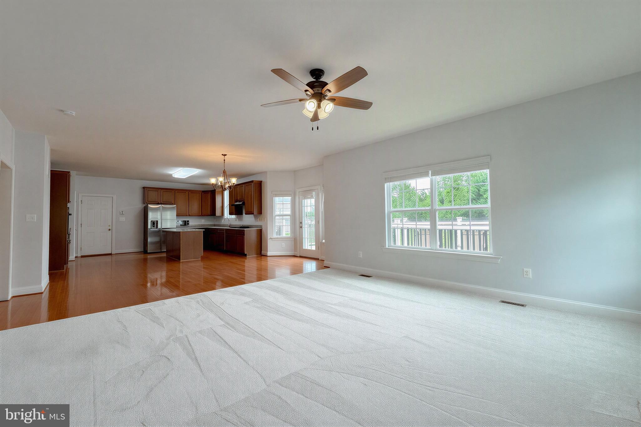 LEONARDS GRANT - Residential