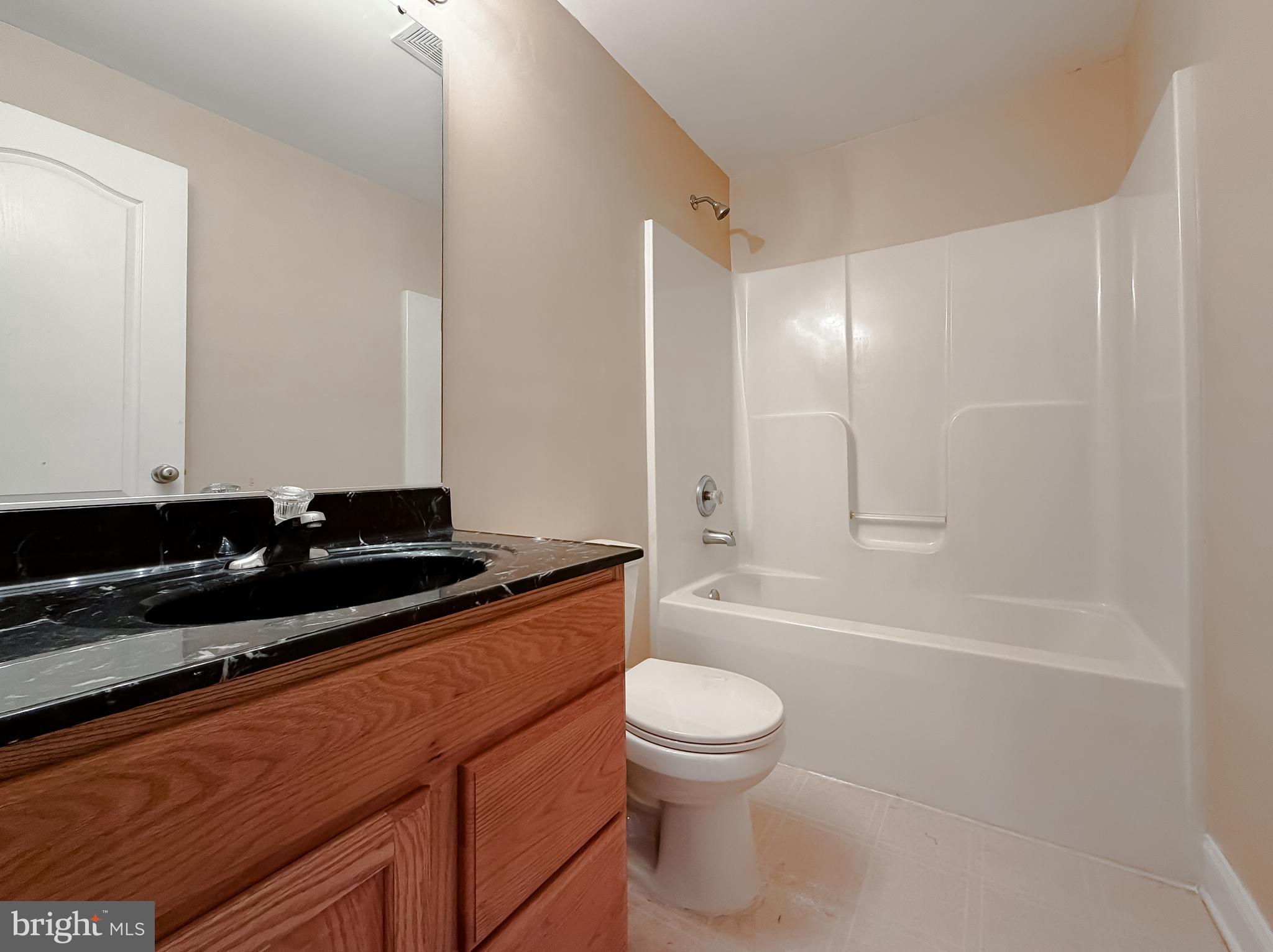 LEONARDS GRANT - Residential