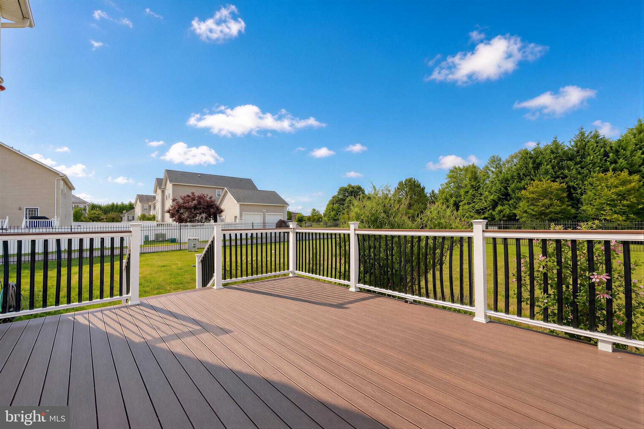 LEONARDS GRANT - Residential