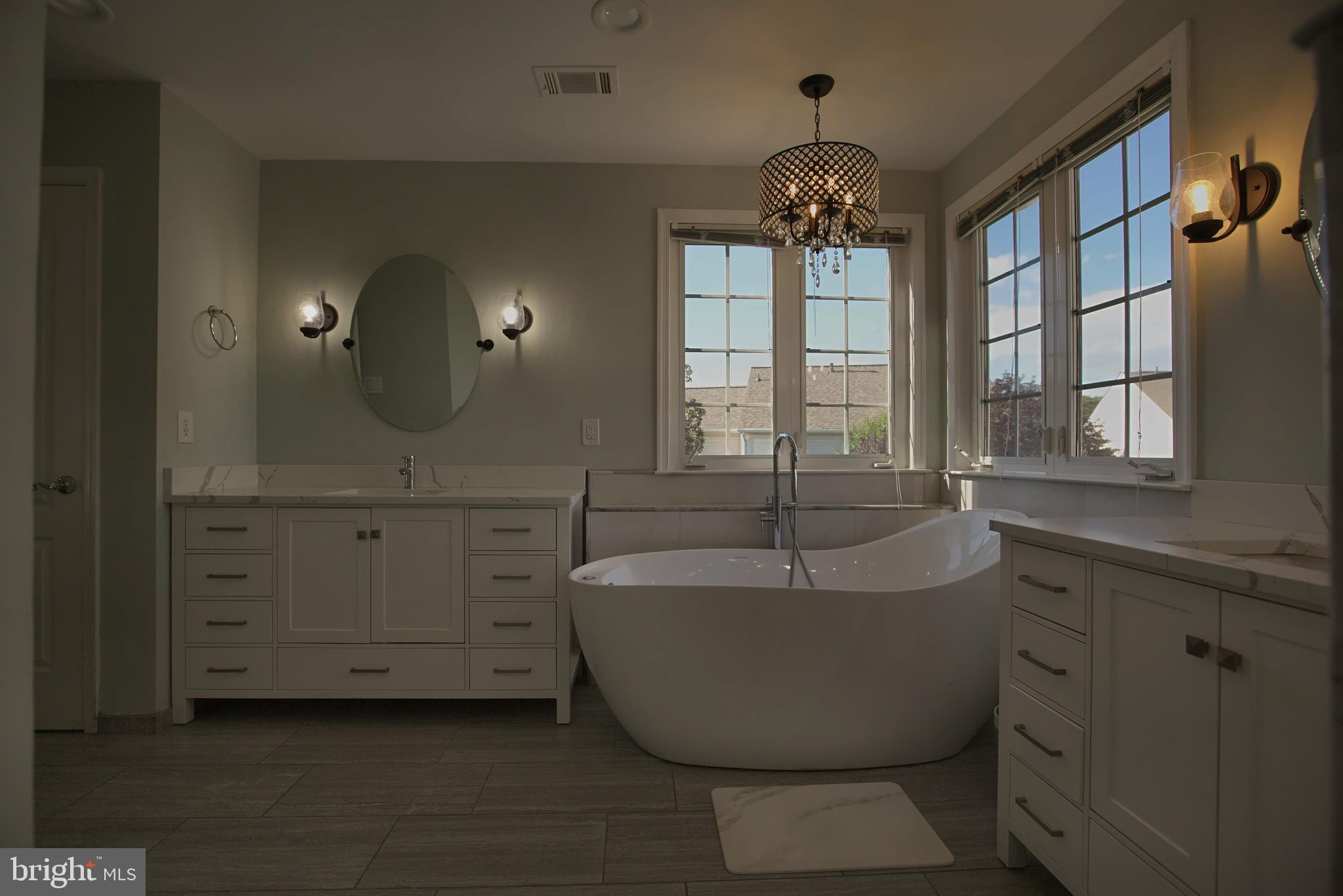 BROADLANDS - Residential