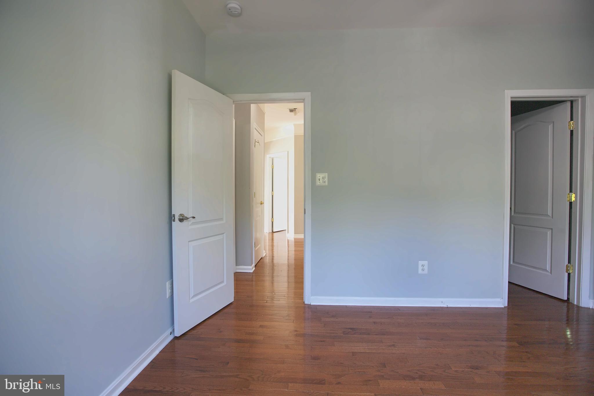 BROADLANDS - Residential