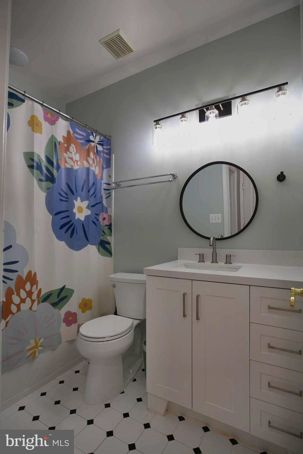 BROADLANDS - Residential