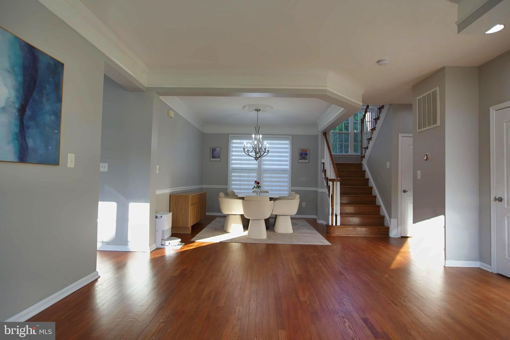 BROADLANDS - Residential