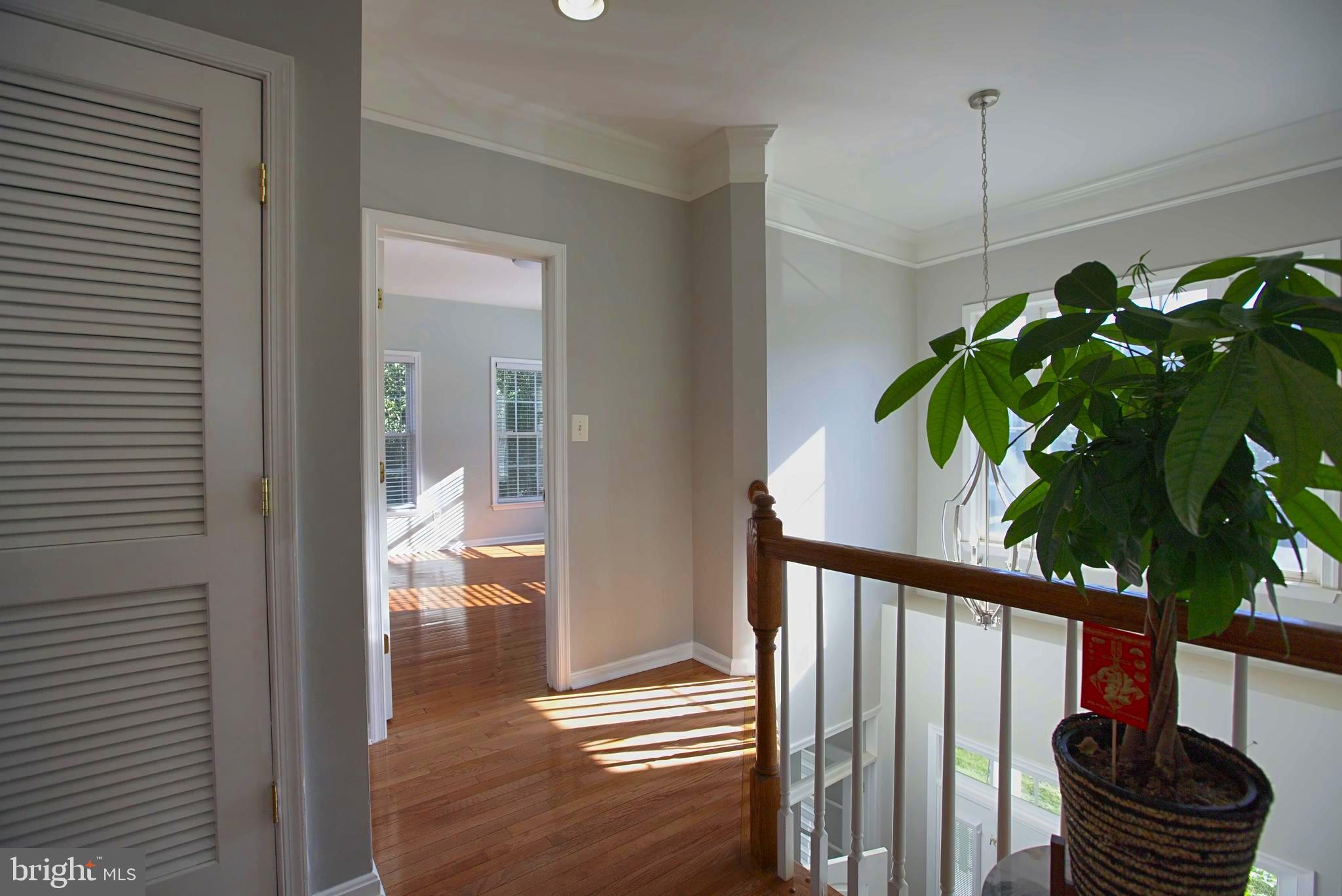 BROADLANDS - Residential