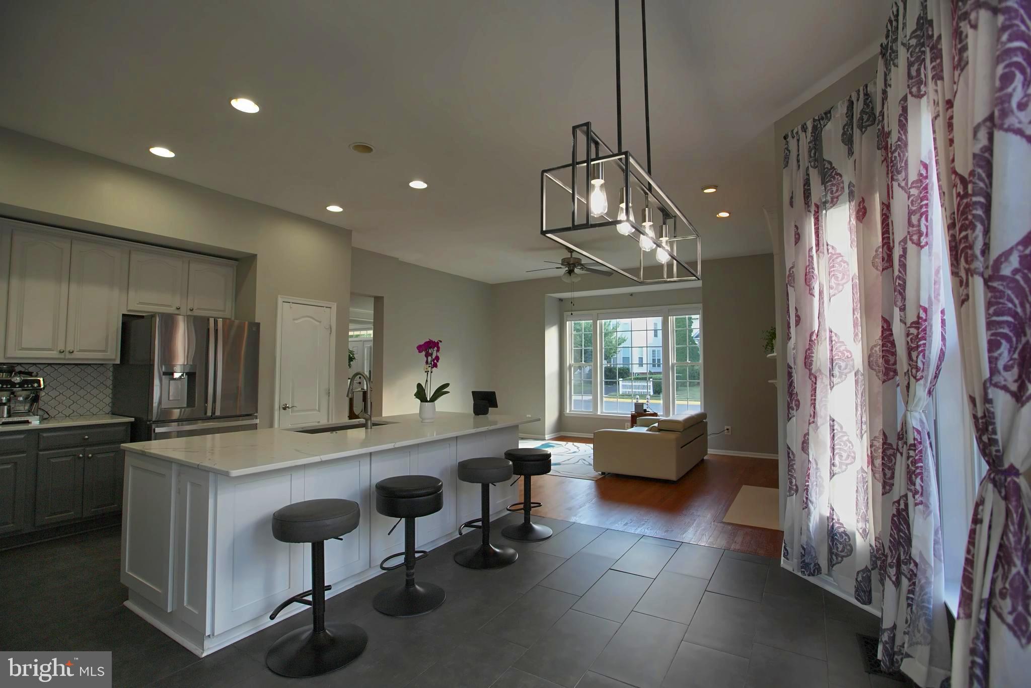 BROADLANDS - Residential