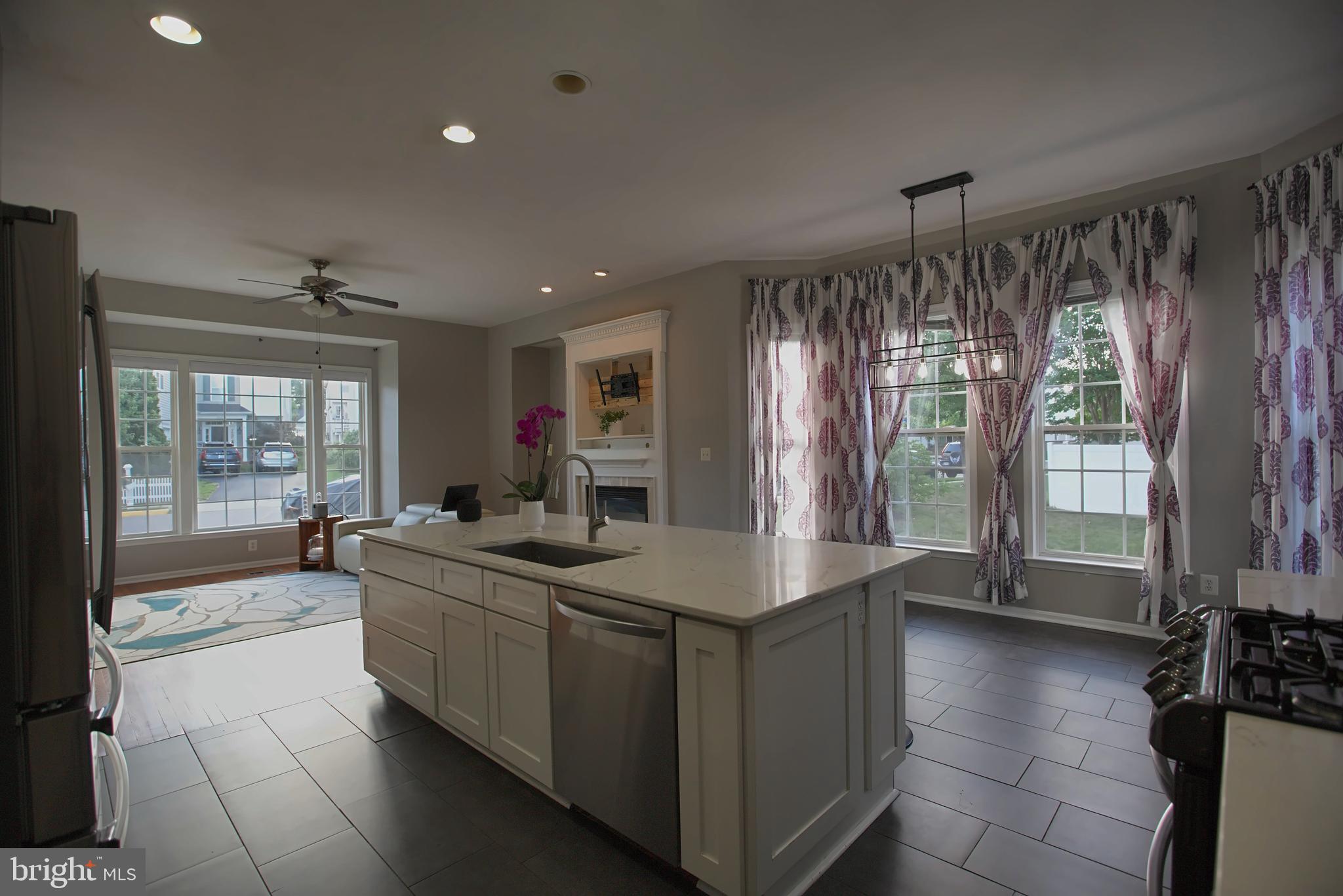 BROADLANDS - Residential