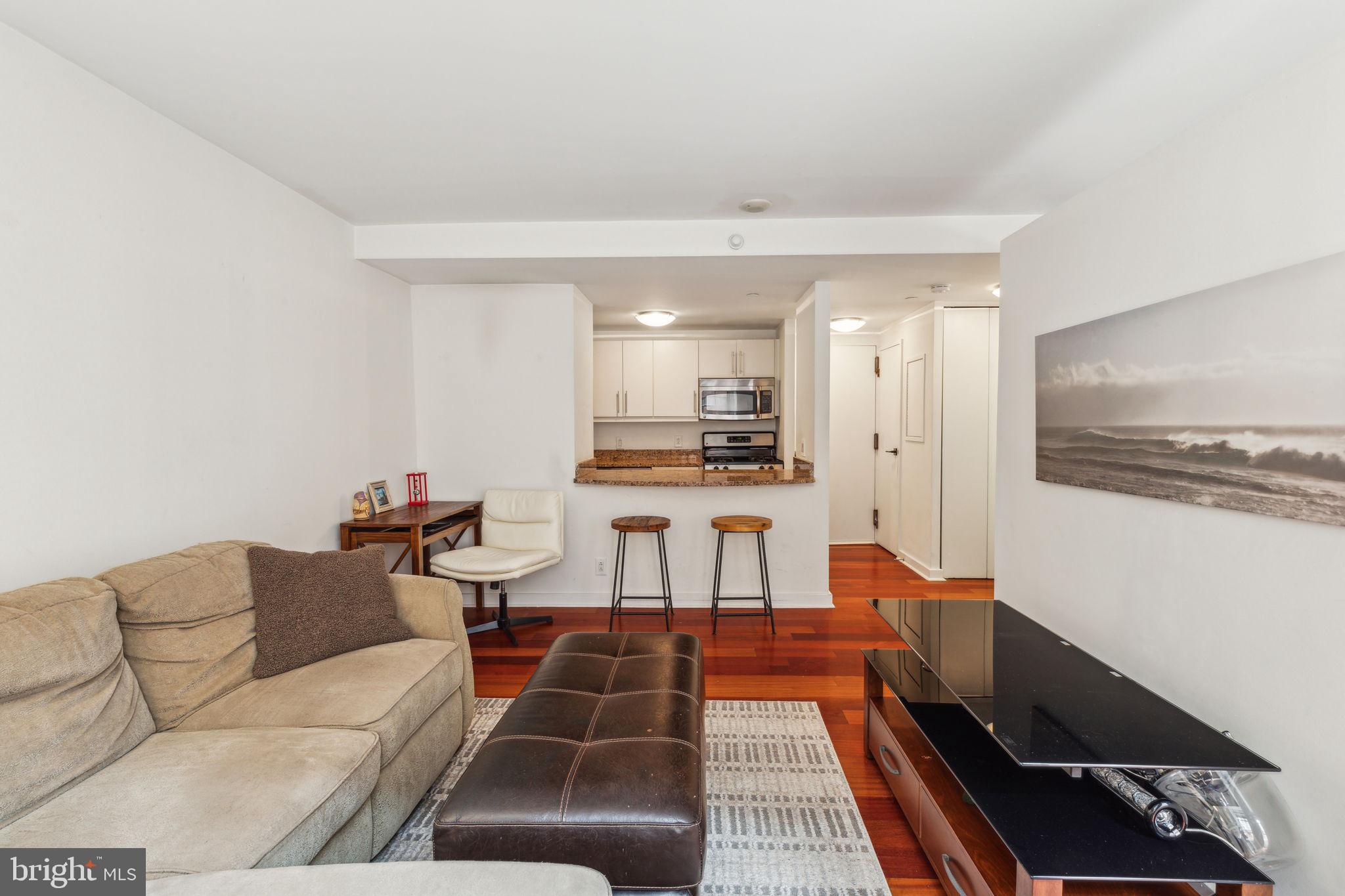 RITTENHOUSE SQUARE - Residential