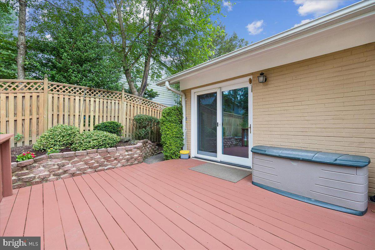 REGENCY ESTATES - Residential