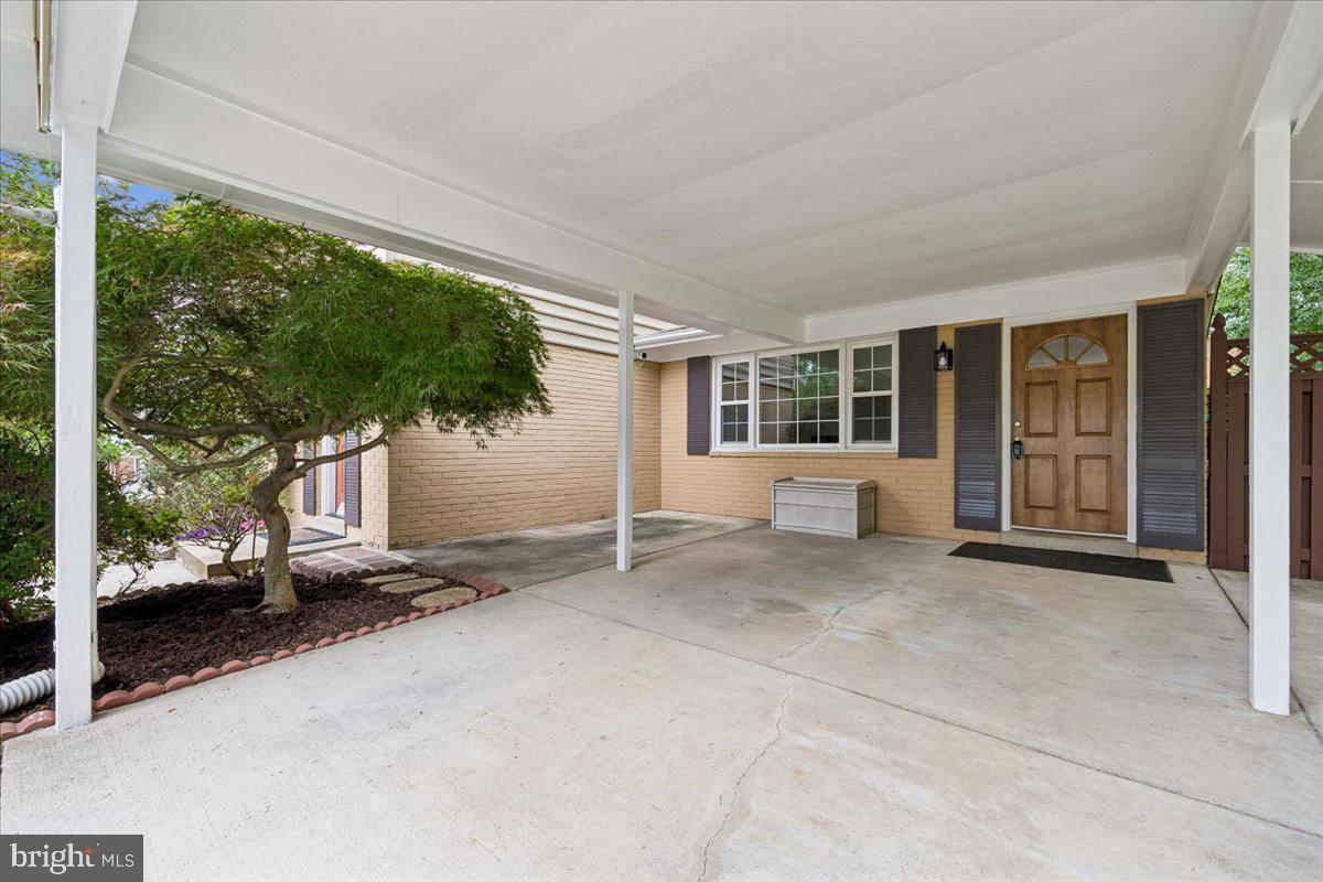 REGENCY ESTATES - Residential