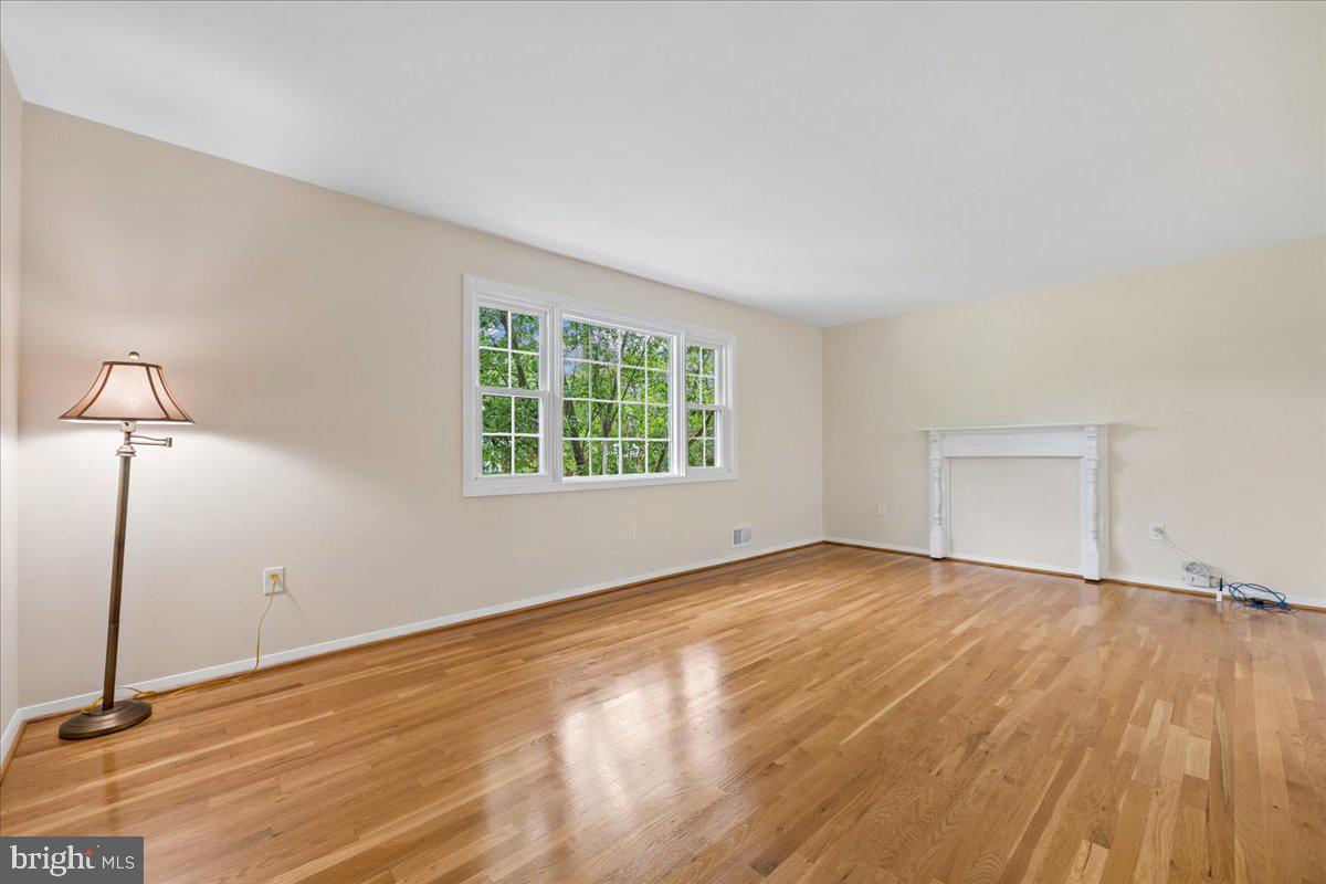 REGENCY ESTATES - Residential