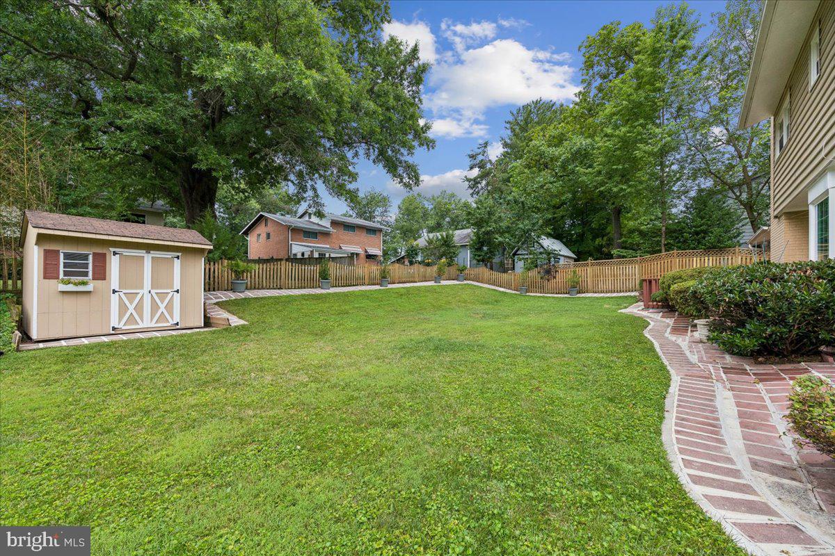REGENCY ESTATES - Residential