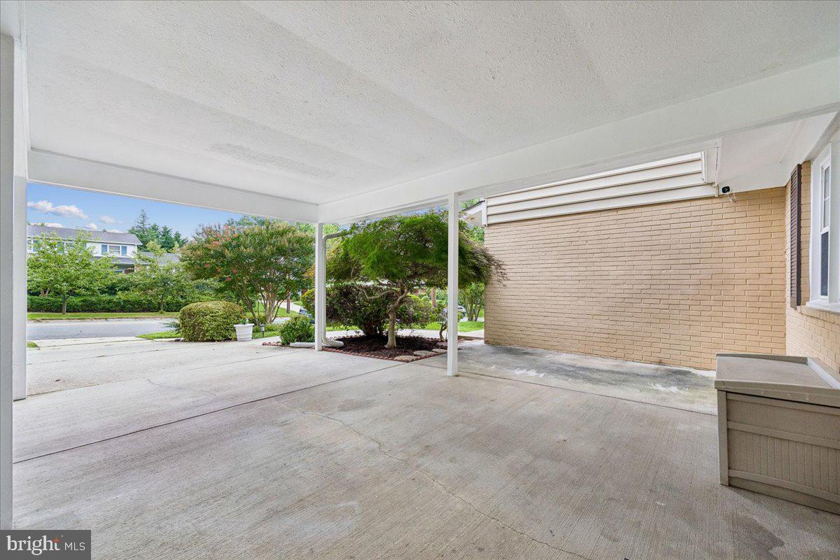 REGENCY ESTATES - Residential