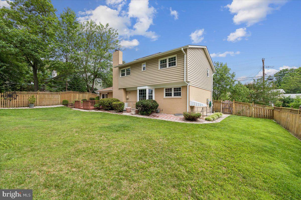 REGENCY ESTATES - Residential
