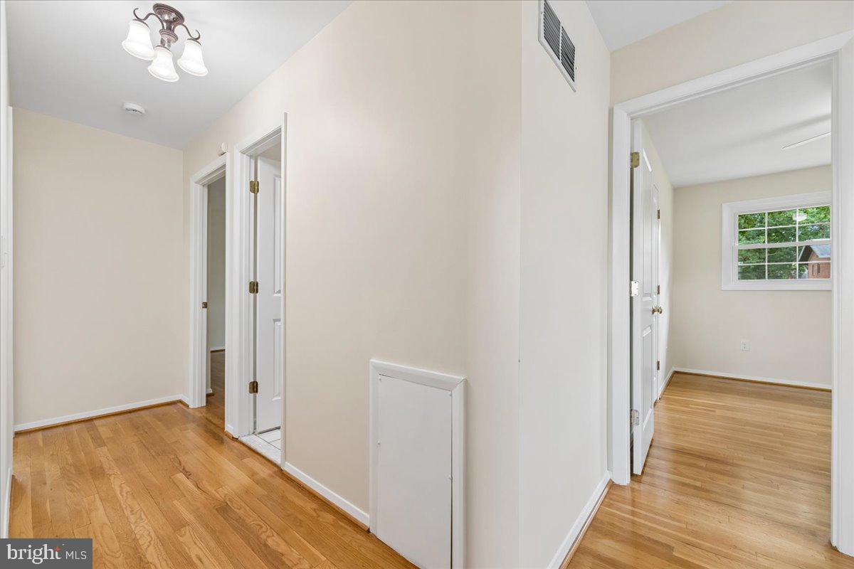 REGENCY ESTATES - Residential