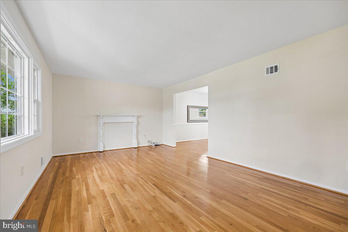 REGENCY ESTATES - Residential