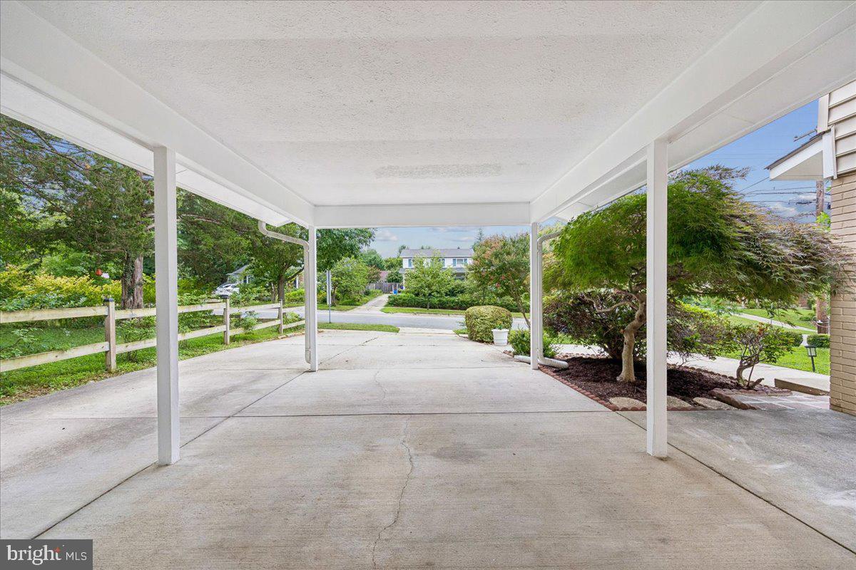 REGENCY ESTATES - Residential