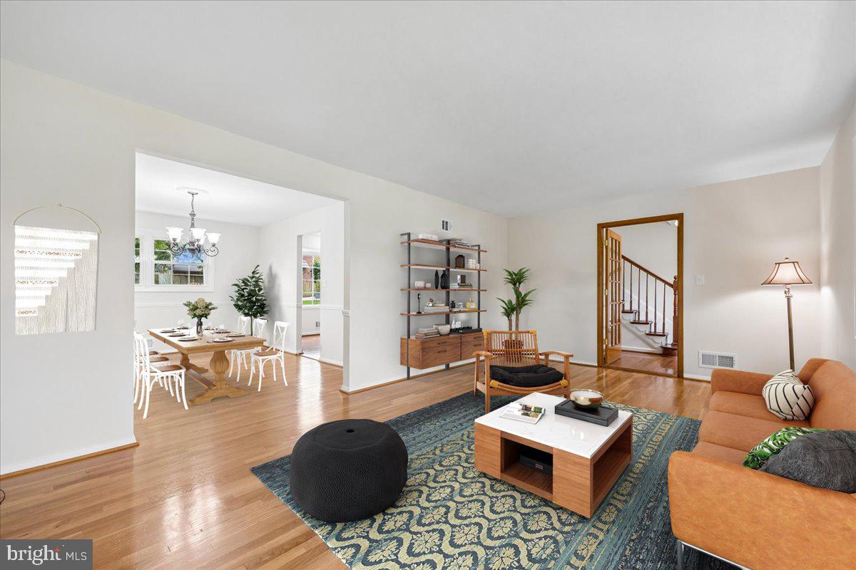 REGENCY ESTATES - Residential