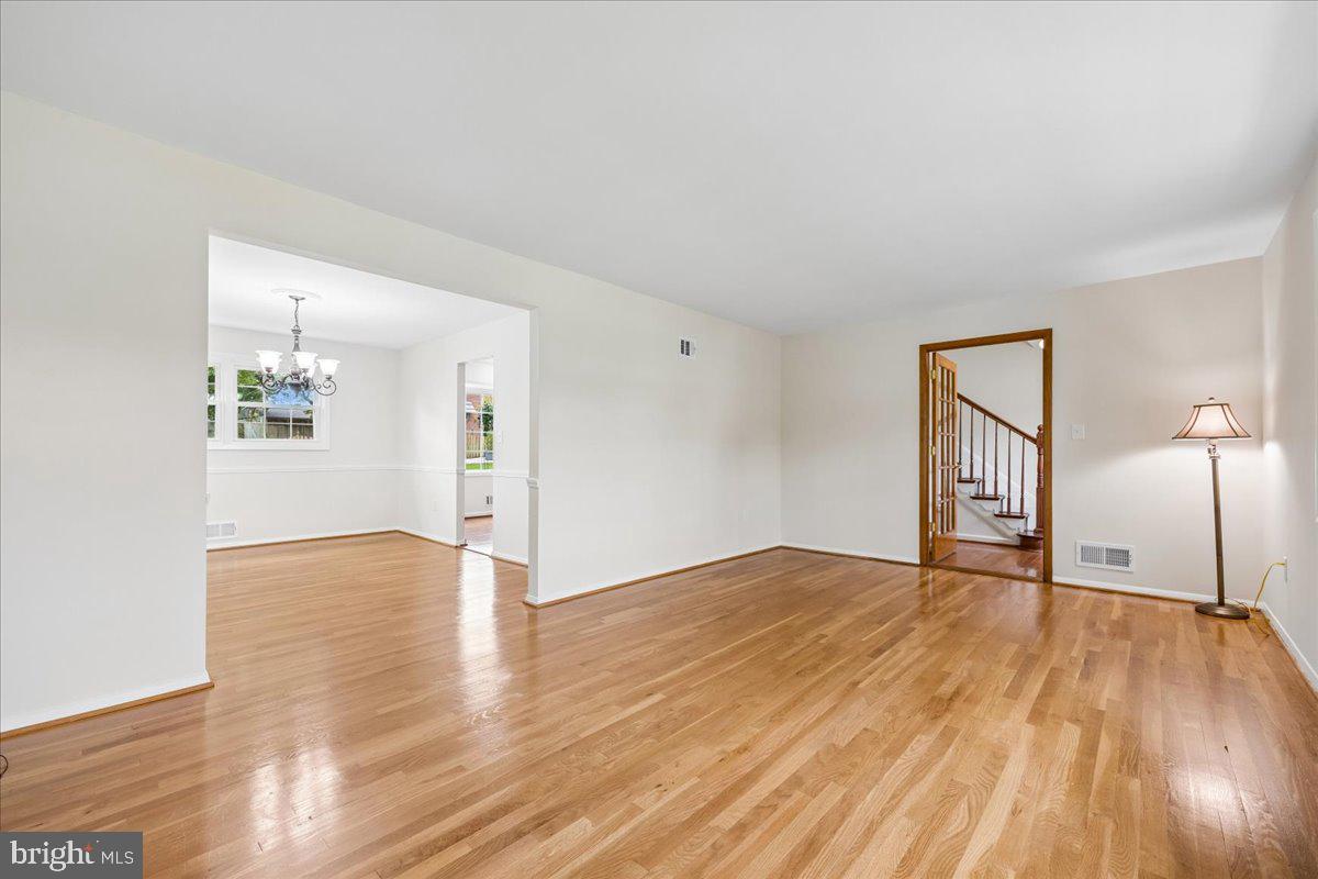 REGENCY ESTATES - Residential
