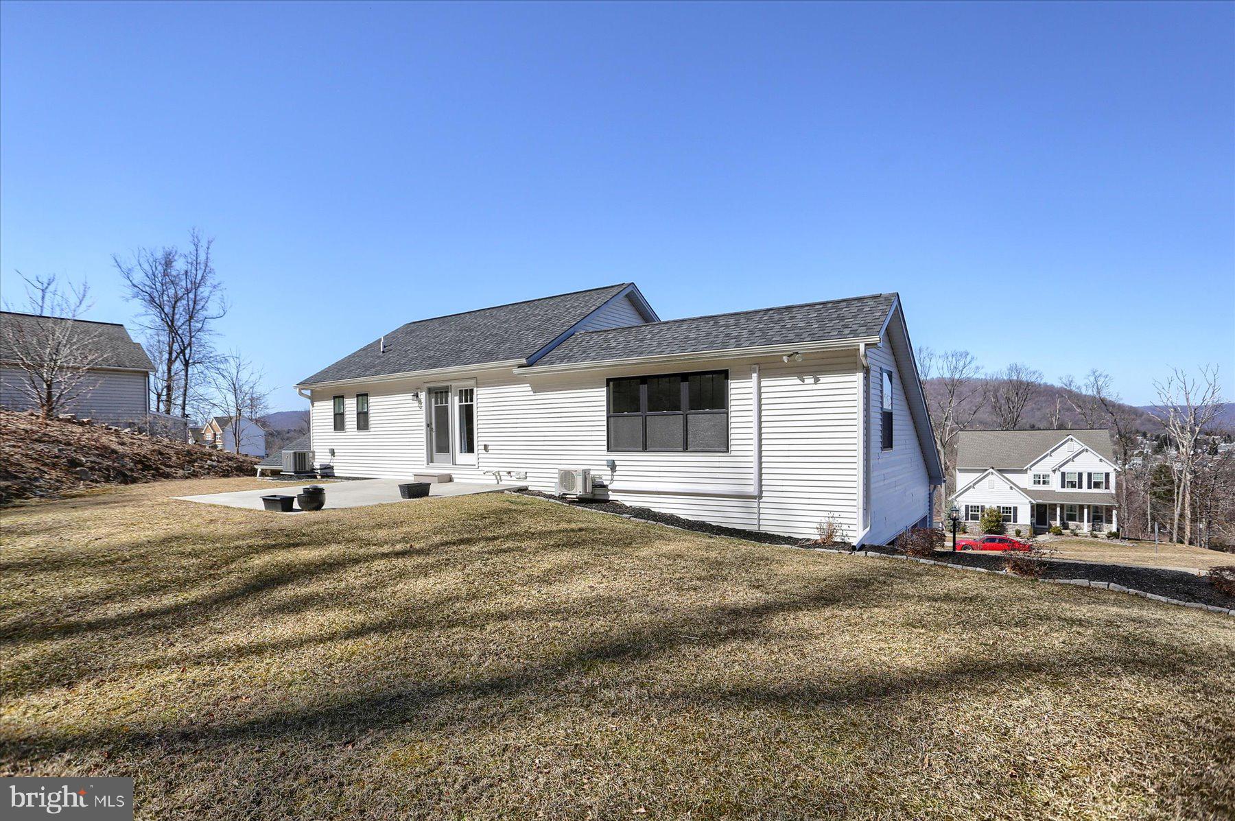 ROCKVILLE ESTATES - Residential